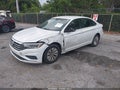 Photo 2 of 16 — 2019 Volkswagen Jetta