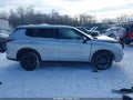 Photo 14 of 19 — 2022 Mitsubishi Outlander