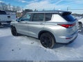 Photo 3 of 19 — 2022 Mitsubishi Outlander