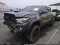 2017 Toyota Tacoma — photo 2 of 17 | VIN 5TFCZ5AN8HX094352