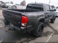 2017 Toyota Tacoma — photo 4 of 17 | VIN 5TFCZ5AN8HX094352