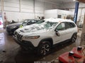 Photo 14 of 16 — 2016 Jeep Cherokee