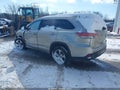 Photo 3 of 11 — 2015 Toyota Highlander