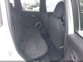 Photo 7 of 15 — 2016 Jeep Renegade
