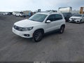 2013 Volkswagen Tiguan — photo 2 of 11 | VIN WVGAV7AX2DW541690