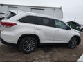 Photo 14 of 17 — 2019 Toyota Highlander