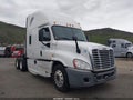 Photo 1 of 18 — 2014 Freightliner Cascadia 125