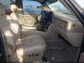 2005 Chevrolet Suburban 2500 — photo 5 of 17 | VIN 3GNGK26G35G189939