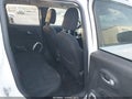 Photo 8 of 17 — 2018 Jeep Renegade