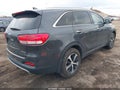 Photo 4 of 17 — 2017 Kia Sorento