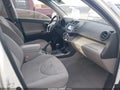Photo 5 of 16 — 2011 Toyota RAV4