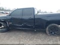 Photo 13 of 17 — 2017 Chevrolet Silverado 1500