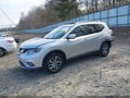 Photo 2 of 17 — 2015 Nissan Rogue