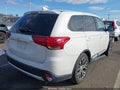 Photo 4 of 15 — 2018 Mitsubishi Outlander