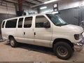 Photo 13 of 16 — 2003 Ford E-350