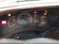Photo 7 of 16 — 2000 Chevrolet Suburban 1500