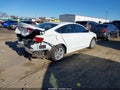 Photo 4 of 18 — 2016 Chrysler 200