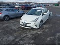 Photo 2 of 16 — 2017 Toyota Prius