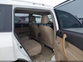 2010 Toyota Highlander Hybrid — photo 8 of 17 | VIN JTEJW3EH0A2038980