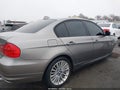 Photo 14 of 19 — 2009 BMW 3 Series