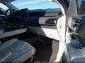 Photo 5 of 16 — 2018 Lincoln Navigator
