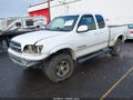 2002 Toyota Tundra — photo 2 of 18 | VIN 5TBBT48142S241878