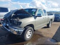 2000 Toyota Tundra — photo 2 of 17 | VIN 5TBRT3411YS036137