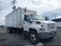 2007 GMC C7500 — photo 1 of 15 | VIN 1GDJ7C13X7F402749