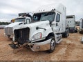 Photo 2 of 13 — 2016 Freightliner Cascadia 125