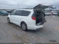 Photo 3 of 18 — 2022 Chrysler Pacifica