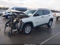 2017 Jeep Compass — photo 2 of 16 | VIN 3C4NJCAB9HT652506
