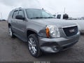 2007 GMC Yukon — photo 1 of 11 | VIN 1GKFC13017J277641