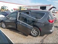 Photo 15 of 17 — 2017 Chrysler Pacifica