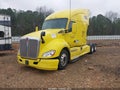 2017 Kenworth T680 — photo 2 of 17 | VIN 1XKYD48X5HJ165083