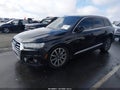 Photo 2 of 16 — 2017 Audi Q7