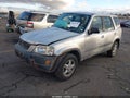 Photo 2 of 16 — 2001 Honda CR-V