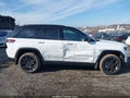Photo 13 of 16 — 2025 Jeep Grand Cherokee