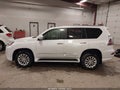 Photo 14 of 16 — 2016 Lexus GX 460