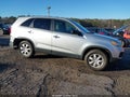 Photo 14 of 17 — 2011 Kia Sorento