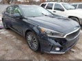 Photo 1 of 16 — 2017 Kia Cadenza