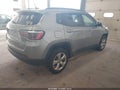Photo 4 of 19 — 2018 Jeep Compass