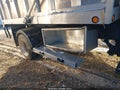2009 GMC Tc5500 — photo 14 of 20 | VIN 1GDE5C39X9F412449