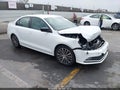 Photo 1 of 17 — 2016 Volkswagen Jetta