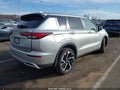 Photo 4 of 16 — 2025 Mitsubishi Outlander