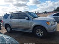 Photo 13 of 16 — 2001 Toyota Sequoia