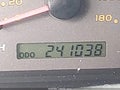 Photo 15 of 16 — 2001 Toyota Sequoia
