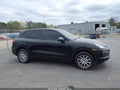 Photo 13 of 18 — 2011 Porsche Cayenne
