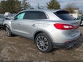 2016 Lincoln MKX — photo 3 of 16 | VIN 2LMTJ8LR3GBL89468