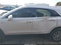 Photo 14 of 16 — 2017 Cadillac XT5