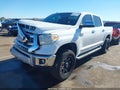 Photo 2 of 17 — 2015 Toyota Tundra